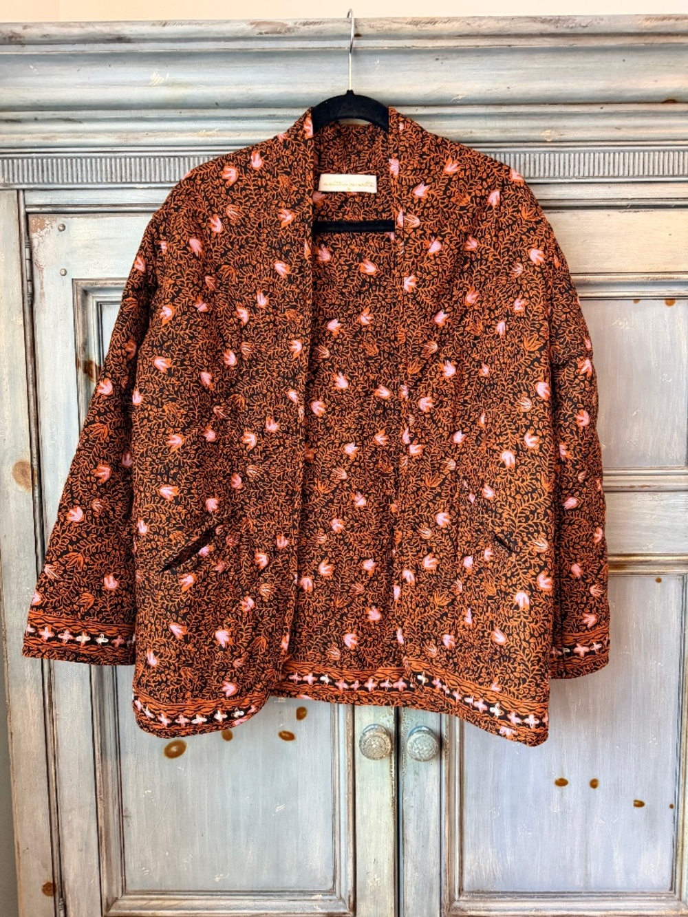 Natalie Martin Nina Quilted Open Jacket in Rust with Pink Floral Size M